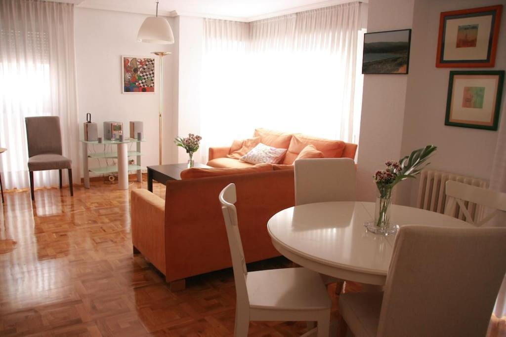 Lekker&vida, Vivienda De Uso Turistico, Centrica, Garaje En El Edificio