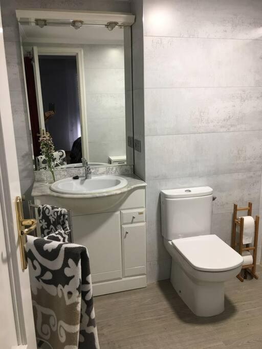 Lekker&vida, Vivienda De Uso Turistico, Centrica, Garaje En El Edificio Apartamento Valladolid